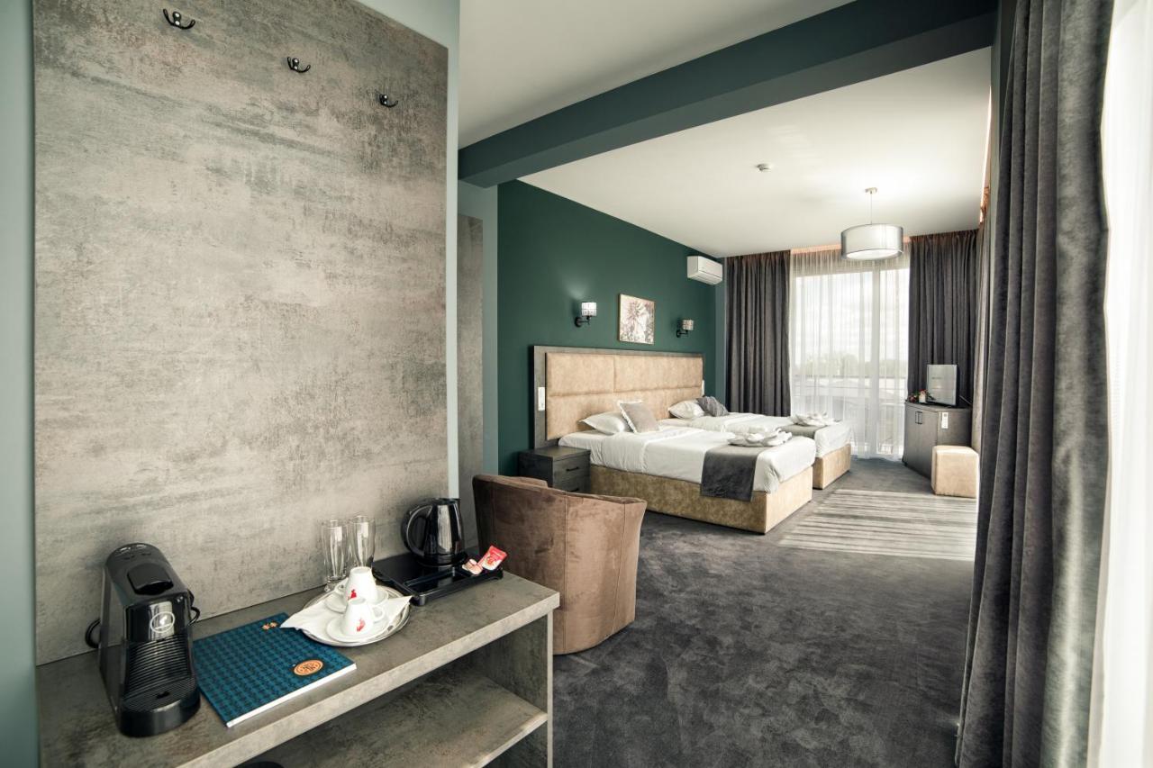 Hotel Nordic Twins & Wellness Radauţi Ruang foto